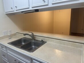 7009 N Holiday Dr in Galveston, TX - Building Photo - Building Photo