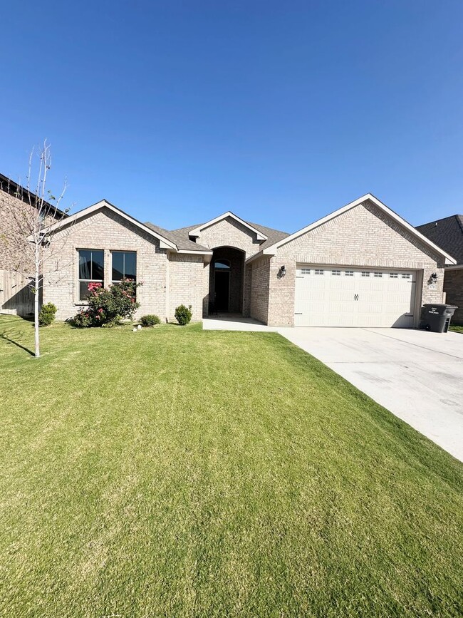 property at 1711 Daybreak Wy