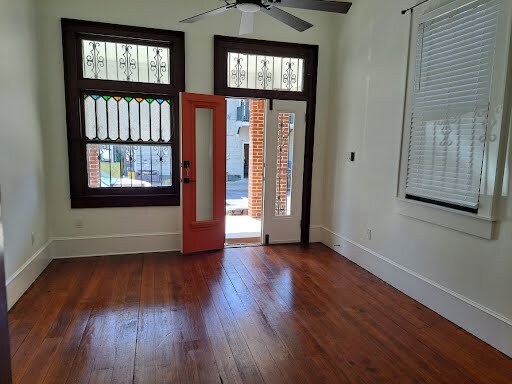 330 Seguin St in New Orleans, LA - Foto de edificio - Building Photo