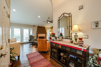 7720 N Pinesview Dr in Scottsdale, AZ - Building Photo - Building Photo