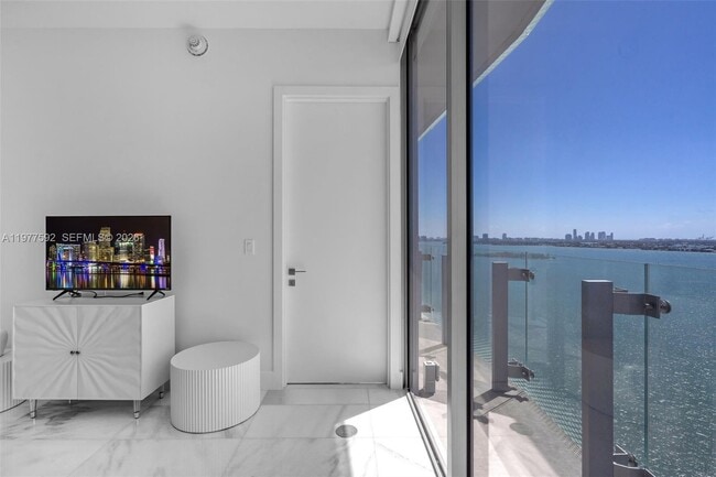 property at 700 NE 26th Terrace