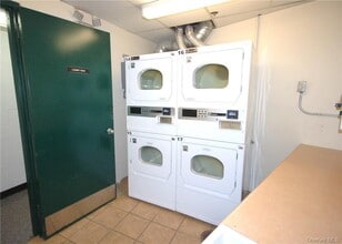 400 Mt Pleasant Ave in Mamaroneck, NY - Building Photo - Building Photo