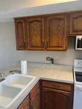 1871 N Lakeman Dr in Bellbrook, OH - Building Photo - Building Photo