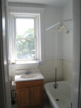 28 Quint Ave, Unit 56 in Boston, MA - Building Photo - Building Photo