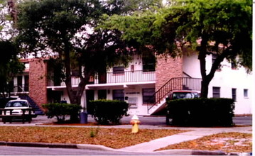 Prospect Apartments in Clearwater, FL - Building Photo - Building Photo