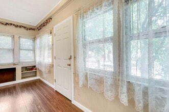 31 Chestnut St in Tenafly, NJ - Building Photo - Building Photo