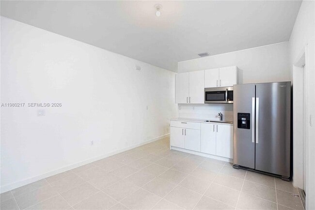 16261 SW 148th Ave in Miami, FL - Building Photo - Building Photo