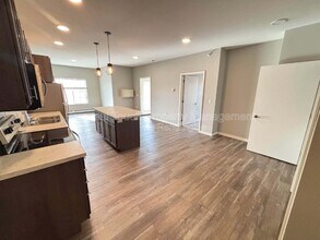 600 8th St S in Moorhead, MN - Building Photo - Building Photo