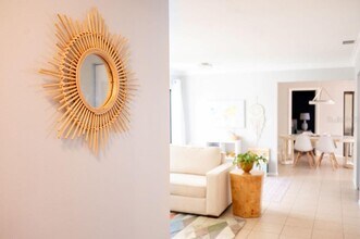 3724 Glen Oaks Manor Dr in Sarasota, FL - Building Photo - Building Photo