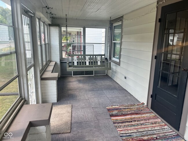 360 West Wiley Street in Greenwood, IN - Building Photo - Building Photo