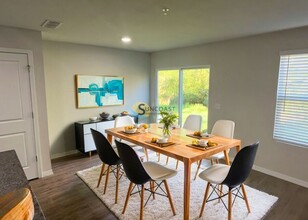 6480 Sweetbay Ln in Jacksonville, FL - Building Photo - Building Photo