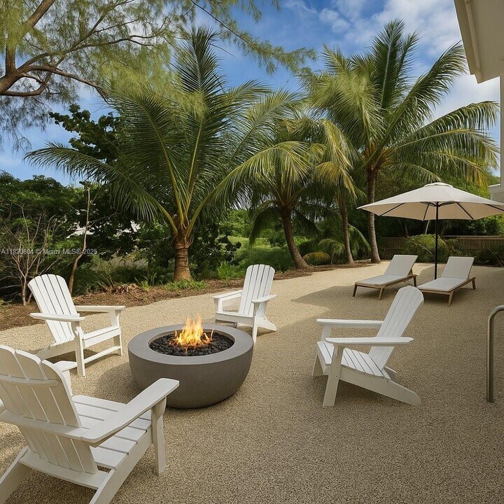 7132 SW 65th Ave in South Miami, FL - Building Photo