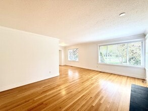 15457 Poplar Dr in Surrey, BC - Building Photo - Building Photo