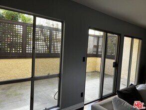 5311 Coldwater Canyon Ave in Los Angeles, CA - Building Photo - Building Photo