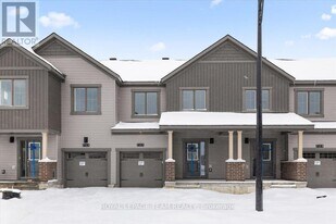 737 Tincture Pl in Ottawa, ON - Building Photo