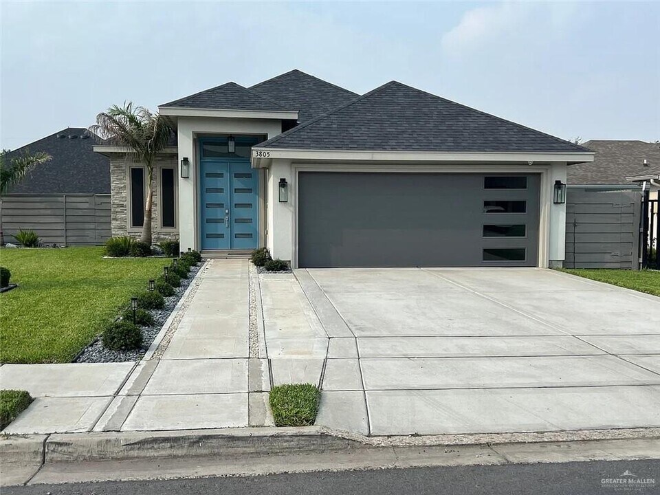 3805 Water Lily Ave in McAllen, TX - Building Photo