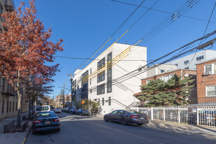 2770 Matthews Ave in Bronx, NY - Foto de edificio - Building Photo