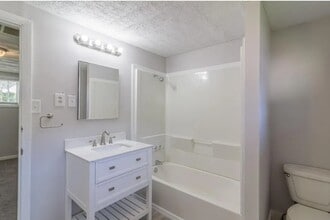 78 3rd St in Peebles, OH - Building Photo - Building Photo