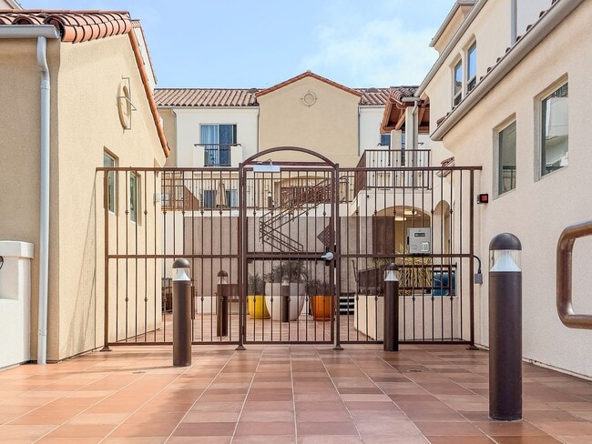 property at 44 Coronado St