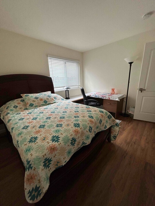 1320 Rosana Way in Rohnert Park, CA - Foto de edificio