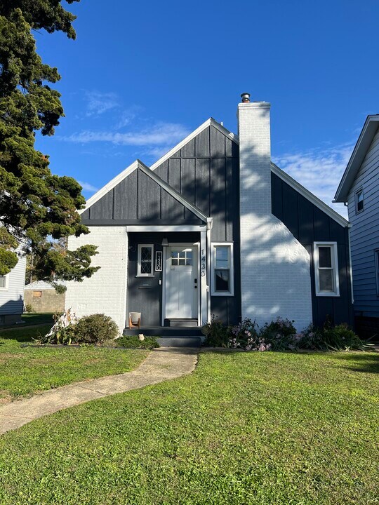 1430 S Champion Ave in Columbus, OH - Building Photo