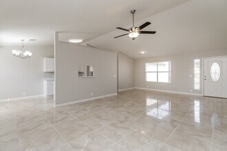 8023 W Krall St in Glendale, AZ - Building Photo - Building Photo