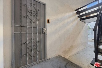 3212 W 84th Pl in Inglewood, CA - Building Photo - Building Photo