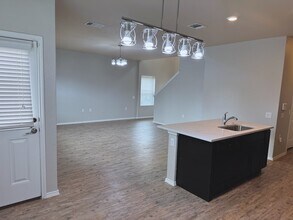 7130 Cozy Run in San Antonio, TX - Building Photo - Building Photo