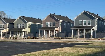 700 E Johnson Ave, Unit A in Springdale, AR - Building Photo