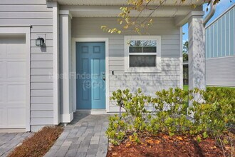 180 Boracay Cir in Saint Johns, FL - Building Photo - Building Photo