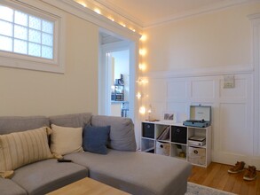 12 Keswick St, Unit 19 in Boston, MA - Building Photo - Building Photo