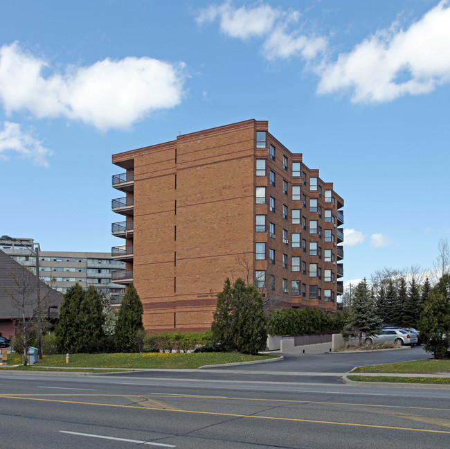 Brookbanks Apartments in Toronto, ON - Building Photo - Building Photo