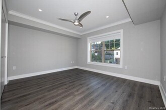 100 Glen St in Glen Cove, NY - Building Photo - Building Photo