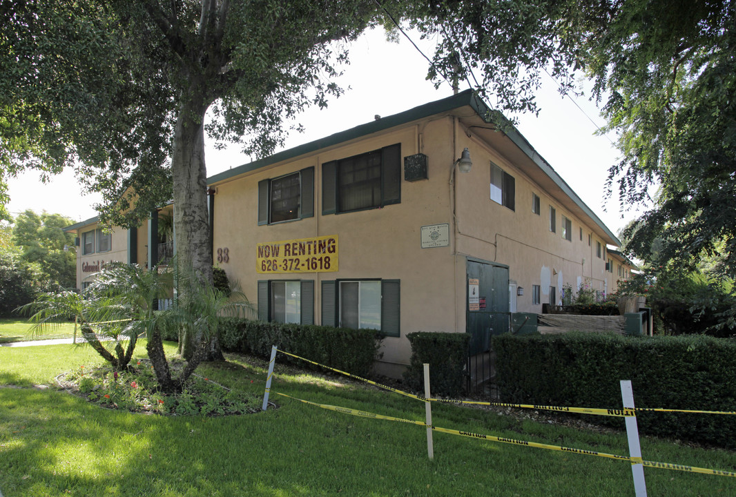 Colonial Gardens Apartments in Upland, CA - Building Photo