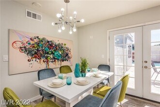 7067 Westpark Ct in Las Vegas, NV - Building Photo - Building Photo