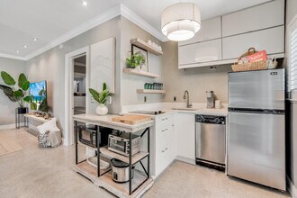 3421 Norfolk St in Pompano Beach, FL - Building Photo - Building Photo