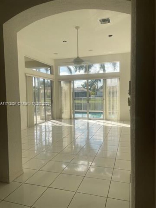18579 Harbor Light Way in Boca Raton, FL - Building Photo - Building Photo