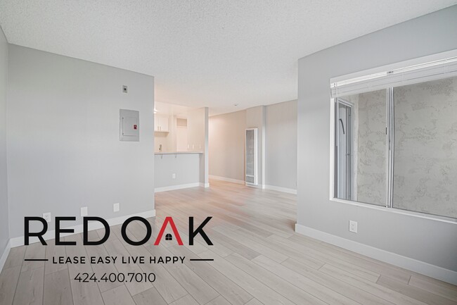 property at 3718 E Fountain St