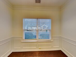 105 Hickory Village Cir in Woodstock, GA - Building Photo - Building Photo