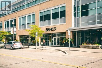 66 Union St E in Waterloo, ON - Building Photo - Building Photo