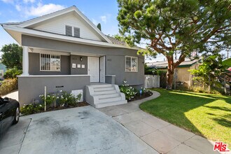 3421 Walton Ave in Los Angeles, CA - Building Photo - Building Photo
