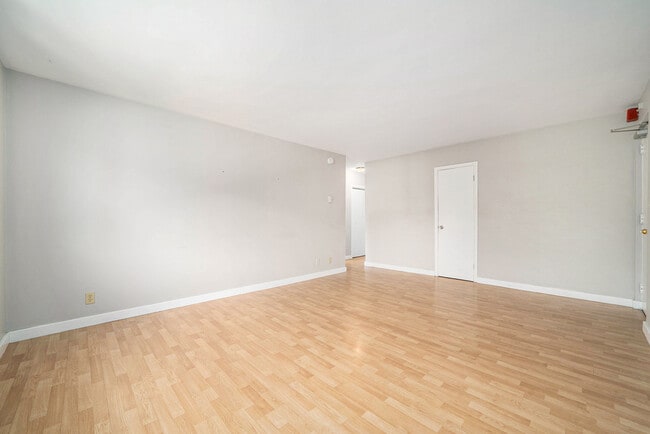 14 Scace Avenue in Brockville, ON - Building Photo - Building Photo