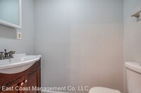 824 E 22nd St photo'