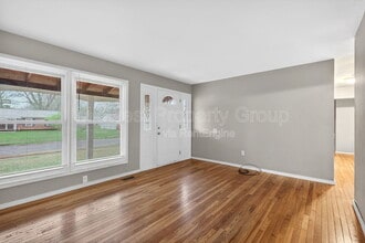 1165 Lees Ln in Florissant, MO - Building Photo - Building Photo