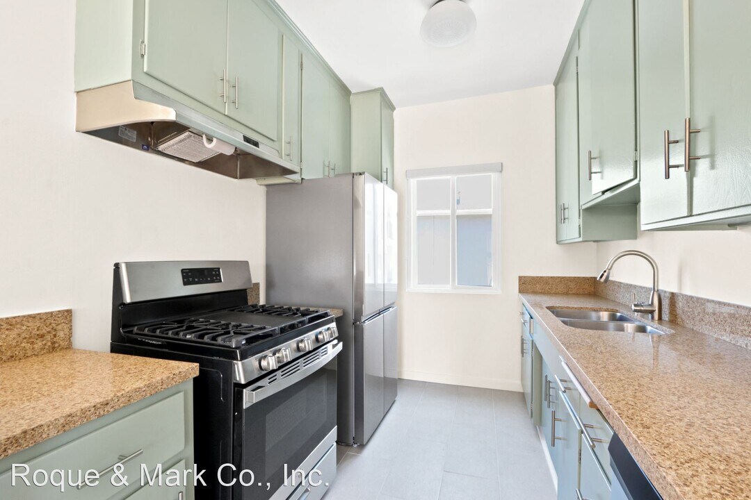 1241 9th St in Santa Monica, CA - Building Photo