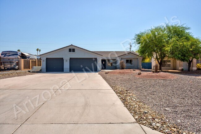 property at 290 Pascaul Dr