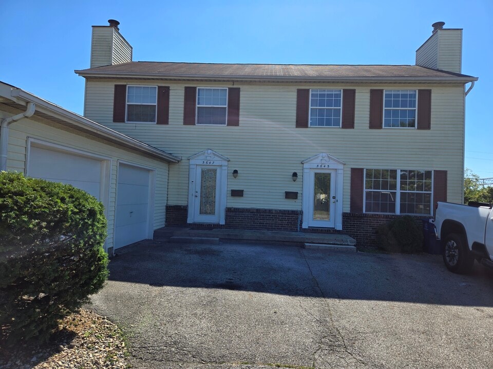 5645 Chatford Dr in Columbus, OH - Building Photo