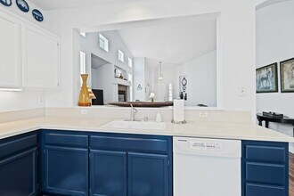7145 17th Hole Dr in Windsor, CA - Building Photo - Building Photo