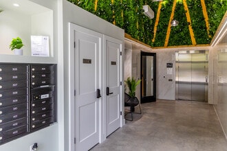 Olea by Gomes in Newark, NJ - Foto de edificio - Interior Photo