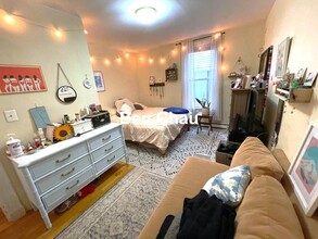 170 Putnam Ave, Unit 1 in Cambridge, MA - Building Photo - Building Photo